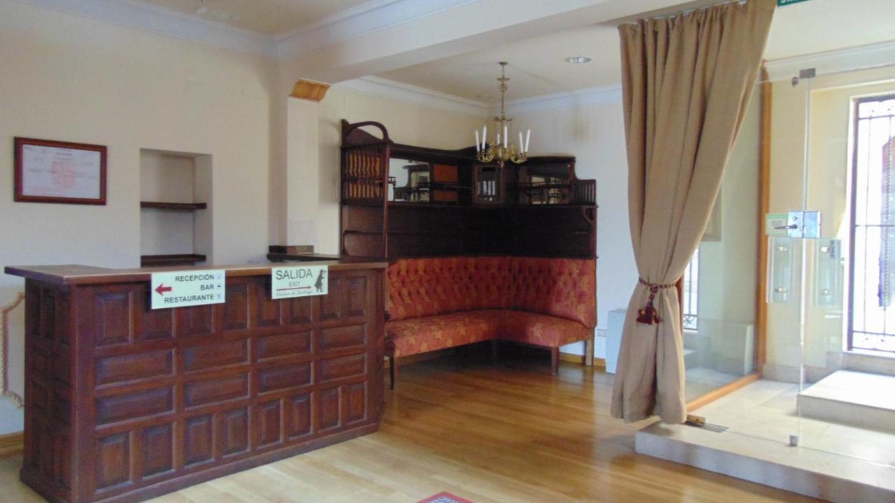 Iacobus Hotel Castrojeriz Luaran gambar